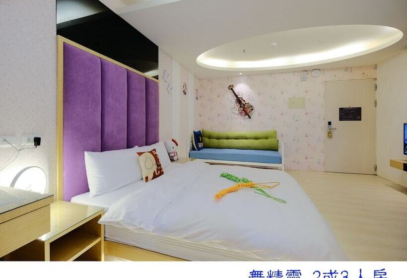 اتاق استاندارد سه نفره, 85 Asia