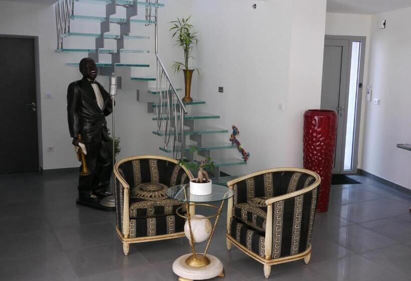 标准房带园景, Domaine Georges V