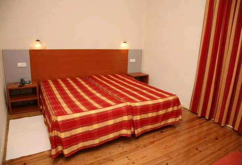 اتاق استاندارد سه نفره, Spirit Hotel Fonte Real - Antigo Hotel Flora