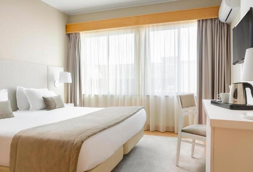 标准间, Exe Wellington