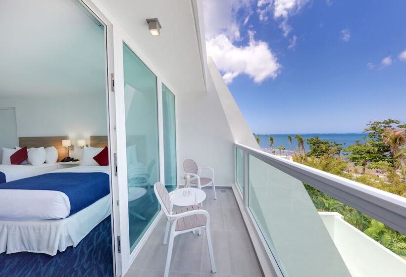 استودیوی پریمیوم, Esj Beach