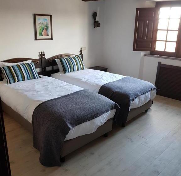 スタンダードルーム, Rainha Santa Isabel   óbidos History