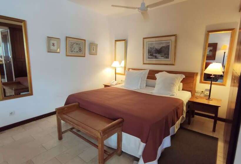 اتاق لوکس, Le Saint Alexis  Hotel & Spa