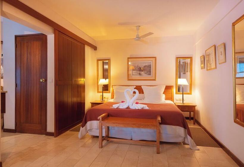 اتاق لوکس, Le Saint Alexis Hotel & Spa