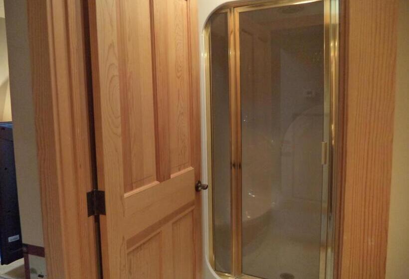 스위트 킹사이즈 침대, The Inn & Spa At Intercourse Village