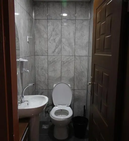 اتاق استاندارد یک نفره, Deeps Hostel Eskişehir