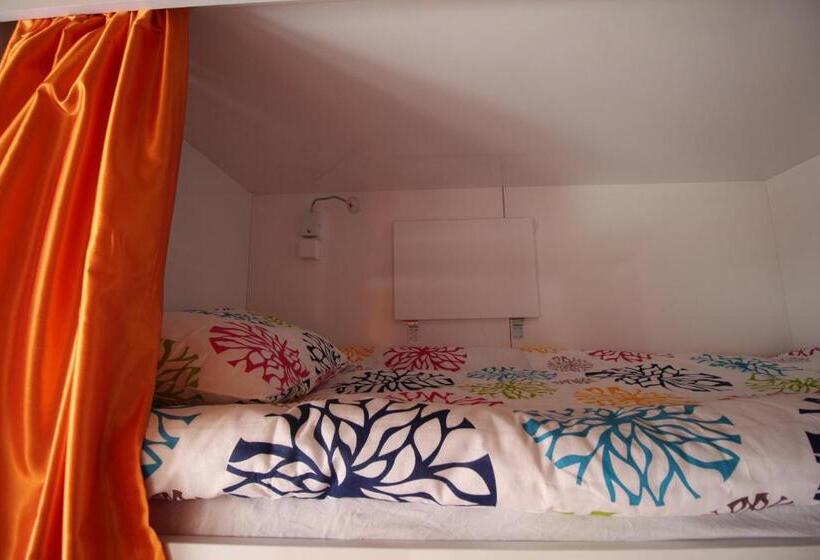 공동 객실, Deeps Hostel Eskişehir