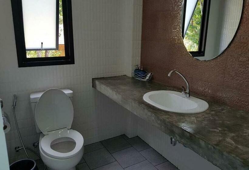 Quarto Estandar Vista Piscina, Evergreen Koh Chang Resort