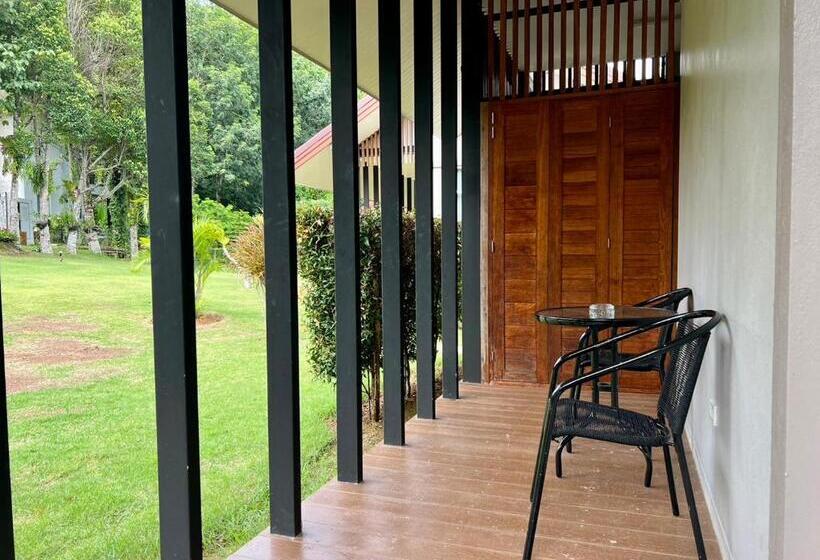 Quarto Familiar, Evergreen Koh Chang Resort