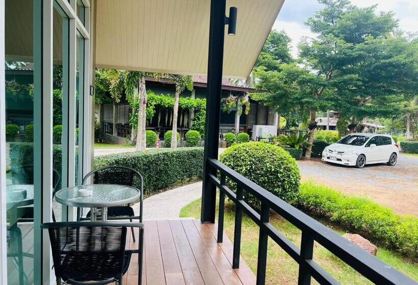 Quarto Estandar com Sacada, Evergreen Koh Chang Resort