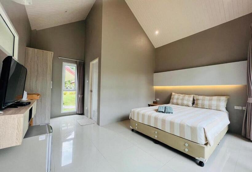 Quarto Estandar com Sacada, Evergreen Koh Chang Resort