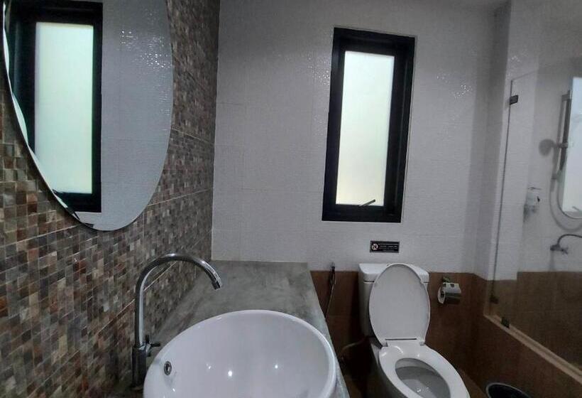 Quarto Estandar, Evergreen Koh Chang Resort