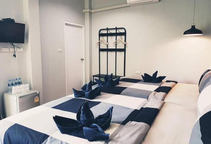 Quarto Estandar, Evergreen Koh Chang Resort