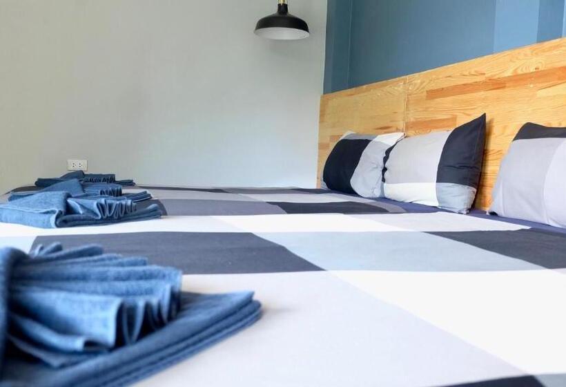 Quarto Estandar, Evergreen Koh Chang Resort