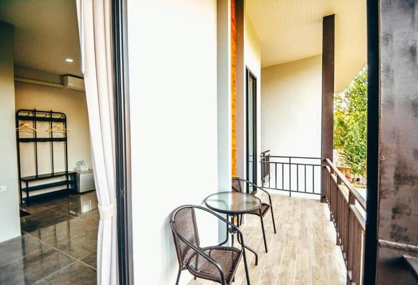 Quarto Deluxe, Evergreen Koh Chang Resort