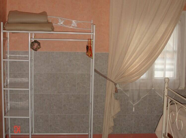 Семейный Номер, Hôtel De La Marmotte