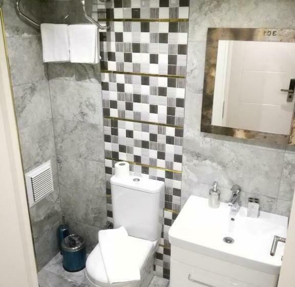 اتاق لوکس, By Historial Hotel Due