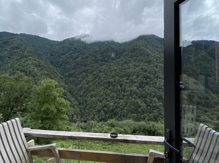 프리미엄 스튜디오, Seyri Cennet Dag Evleri