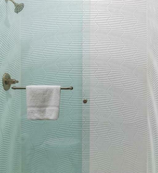 اتاق خانوادگی, Signature San Francisco