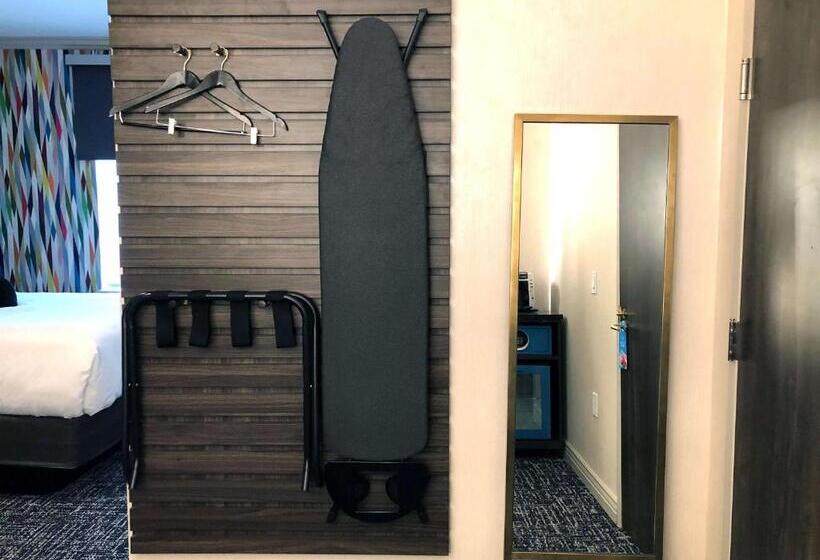 سوییت خانوادگی, Signature San Francisco