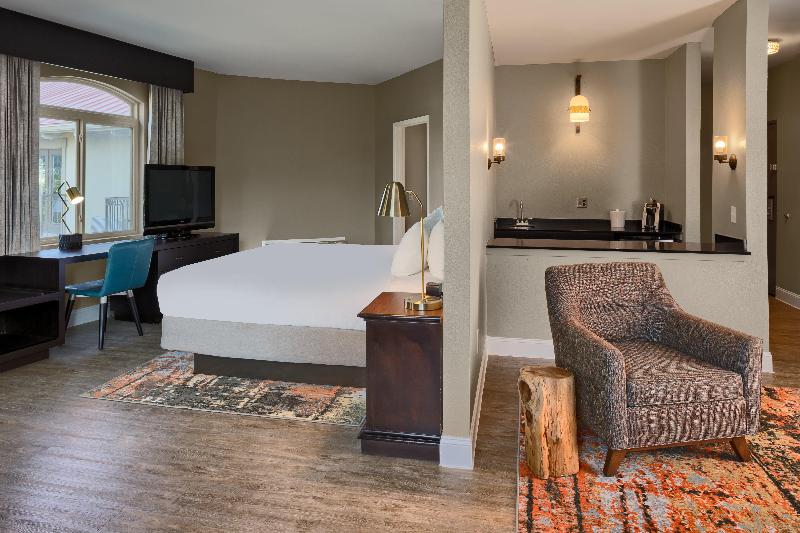 سوییت, Signature San Francisco