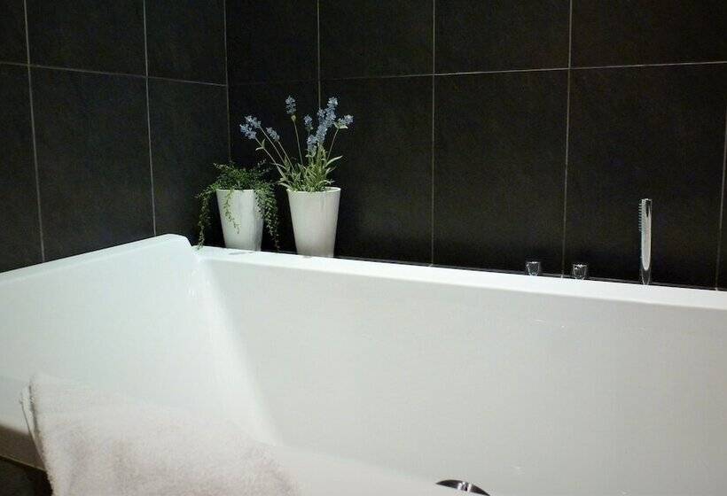 اتاق استاندارد با تخت دوبل, Les Terrasses Gordes