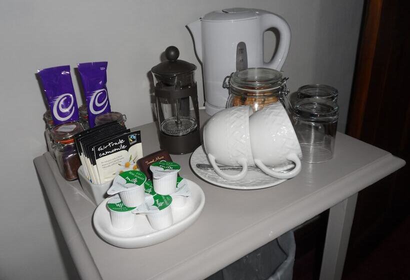 Семейный Номер, Midtown Farm Bed & Breakfast