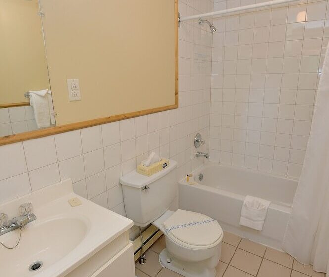 Номер Стандарт 2 Двуспальные Кровати, Auberge Sur Mer De Charlevoix