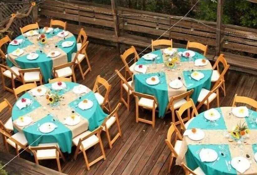 스탠다드 스튜디오 더블 침대, Equinox Inn At Canyon Lake