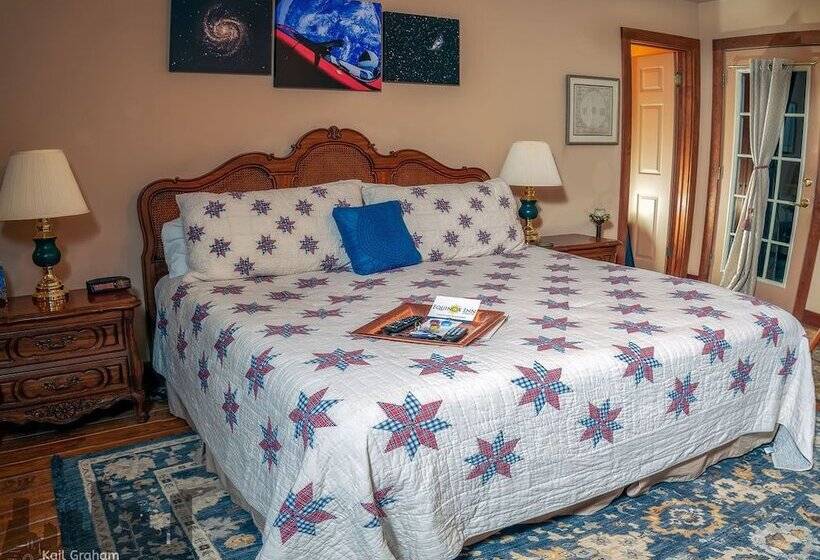 스탠다드 스튜디오 더블 침대, Equinox Inn At Canyon Lake