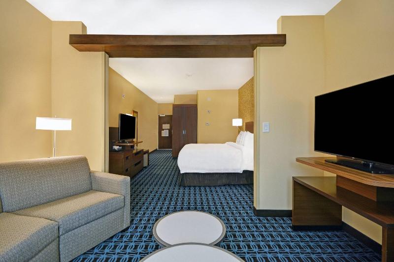 스위트 킹사이즈 침대, Fairfield Inn & Suites By Marriott Savannah Sw/richmond Hill