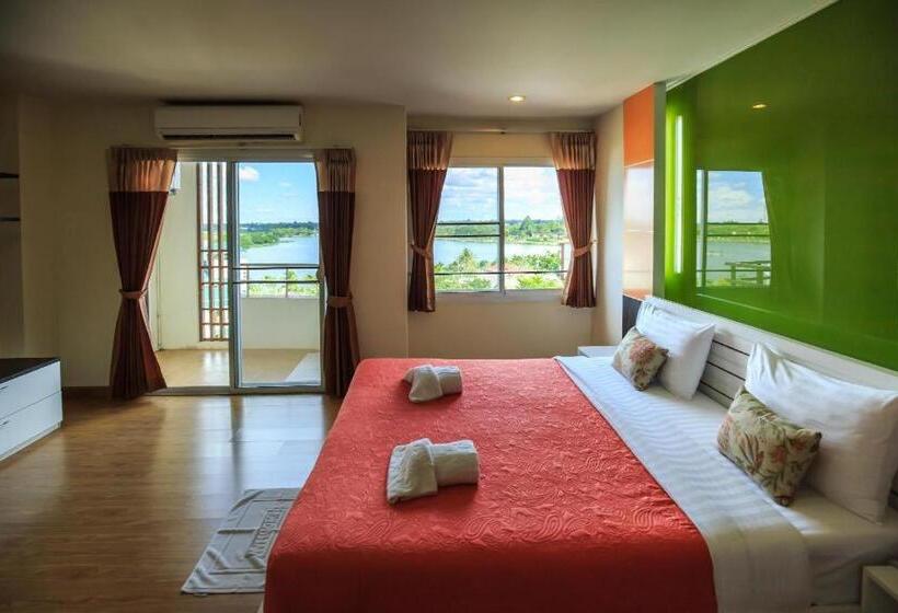 غرفة ديلوكس مطلة على البحيرة, Kwanruen Resort