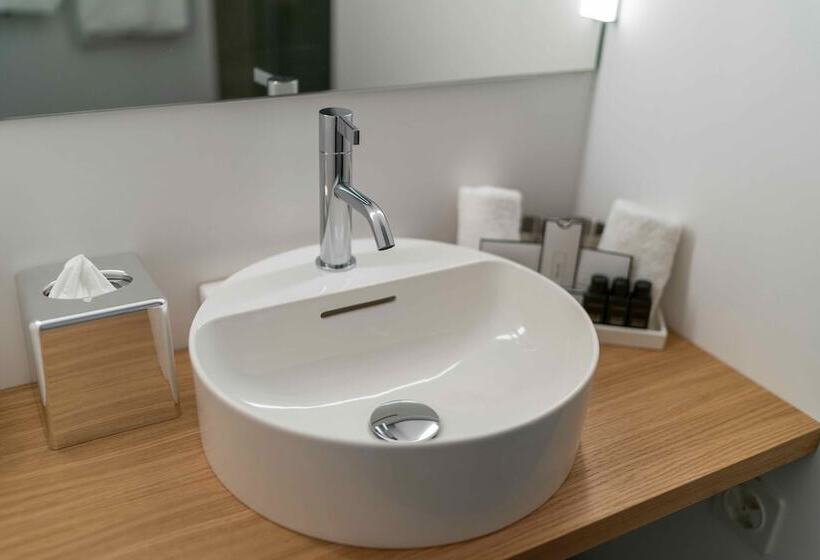 庭の見える1ベッドルームアパートメント, Set Hotel.residence By Teufelhof Basel