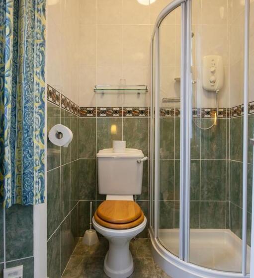 Quarto Estandar Individual, Cedars Apartment