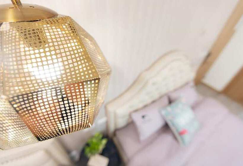 اتاق سوپریور چهار تخته, Kiwi Villa