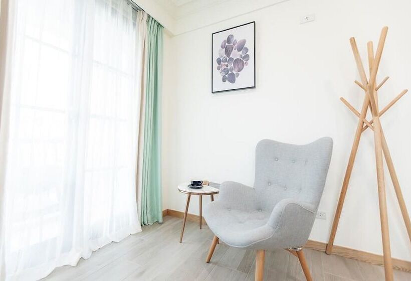 اتاق لوکس چهار تخته, Kiwi Villa
