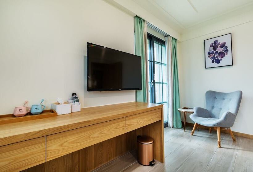 اتاق لوکس چهار تخته, Kiwi Villa