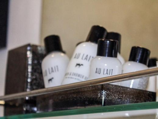 Номер Стандарт, Chapter Two Bar