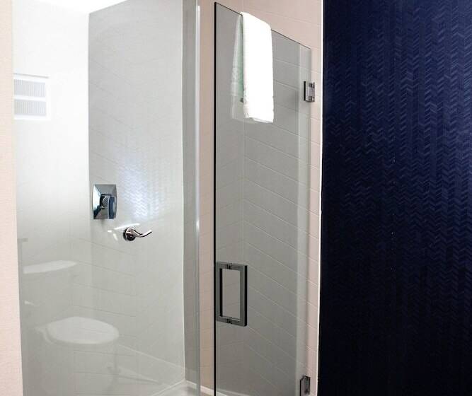 Люкс, Fairfield Inn & Suites By Marriott Richmond Airport