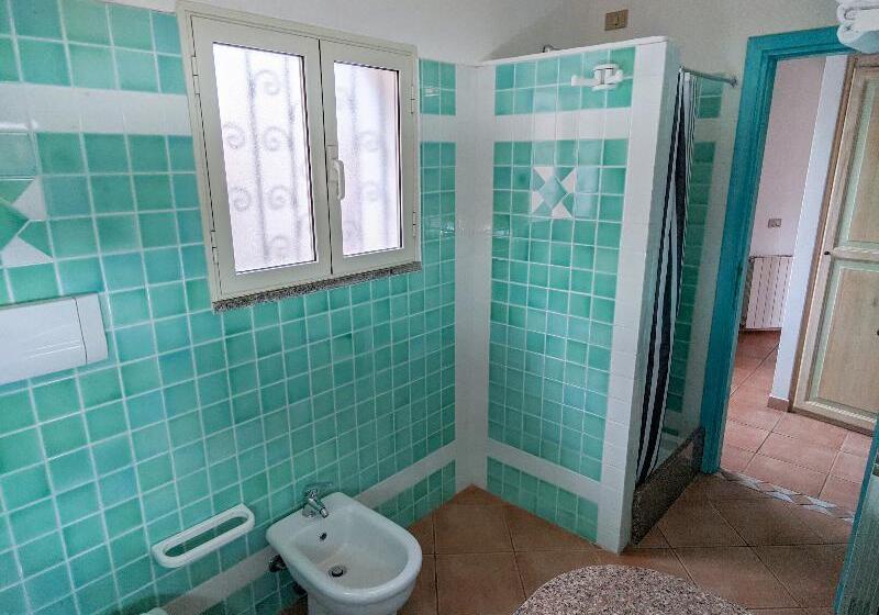 اتاق استاندارد, Holiday Garden Hotel Skm Park