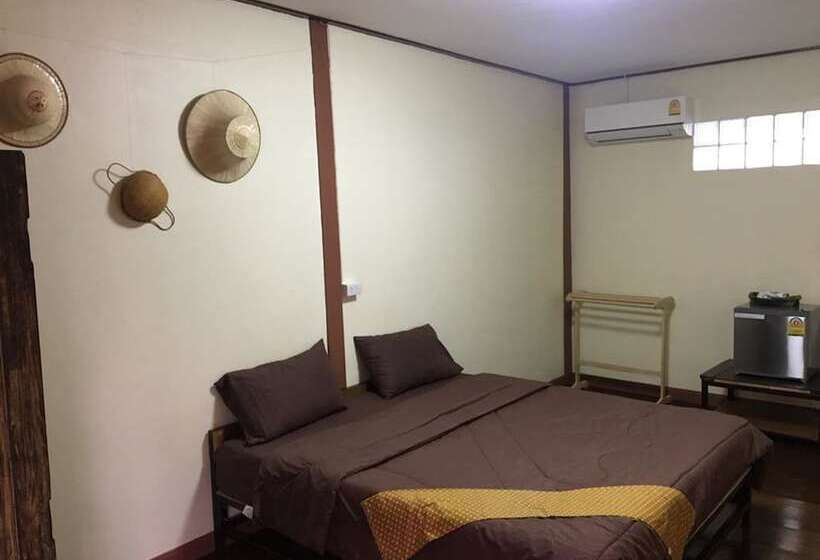 스탠다드 룸, Baan Khun Ya Ayutthaya