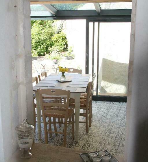 Talo 3 Makuuhuonetta, Les Lilas De Bellefontaine