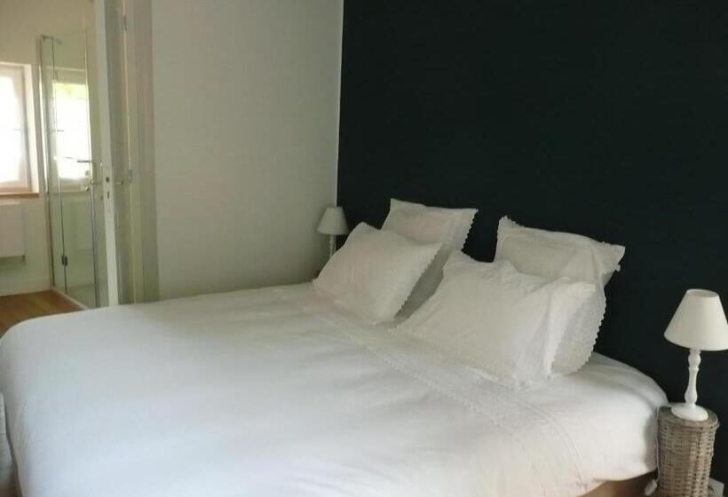 Talo 3 Makuuhuonetta, Les Lilas De Bellefontaine