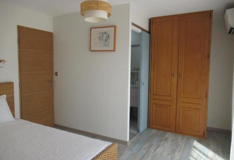 Номер Deluxe, Le Bastidon De Cucuron