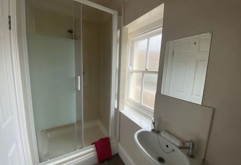 Standard-studio, One Drake Road, Tavistock, Devon