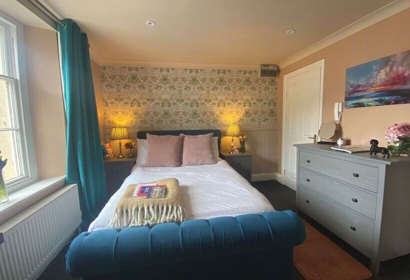 스탠다드 스튜디오, One Drake Road, Tavistock, Devon