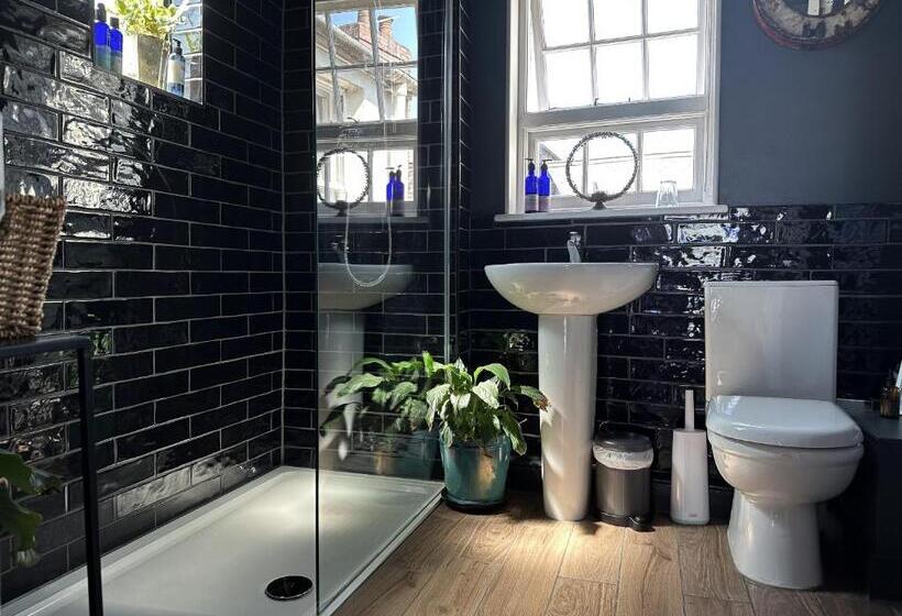 스탠다드 룸, One Drake Road, Tavistock, Devon