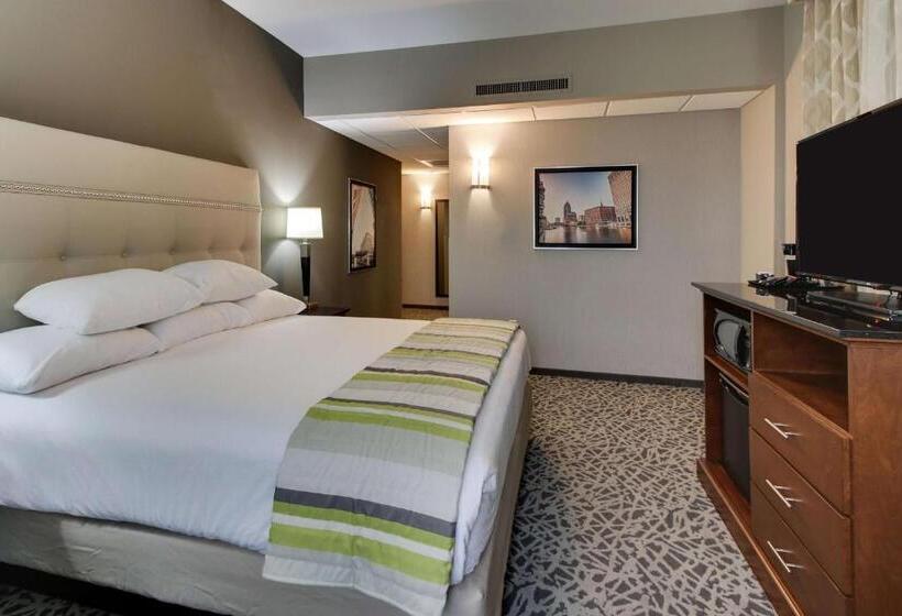 适用于残疾人士的豪华房间, Drury Plaza Hotel Milwaukee Downtown