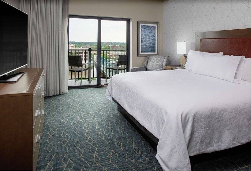 سوئیت با چشم‌انداز, Embassy Suites By Hilton Grand Rapids Downtown,mi