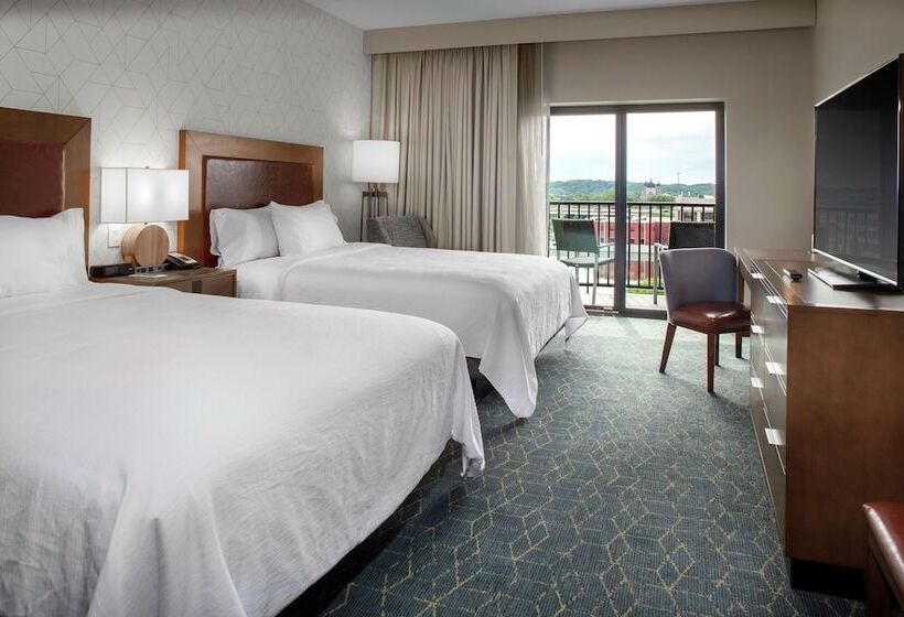 اتاق استاندارد با 2 تخت دوبل, Embassy Suites By Hilton Grand Rapids Downtown,mi